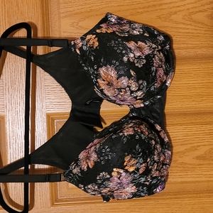 Torrid 44DDD floral underwire bra